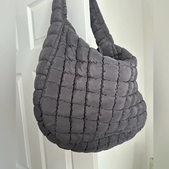 FP Movement Quilted Caryall Bag Graphite - Picture 7 of 8